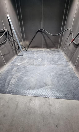 Pianale antiscivolo per cabina di sabbiatura